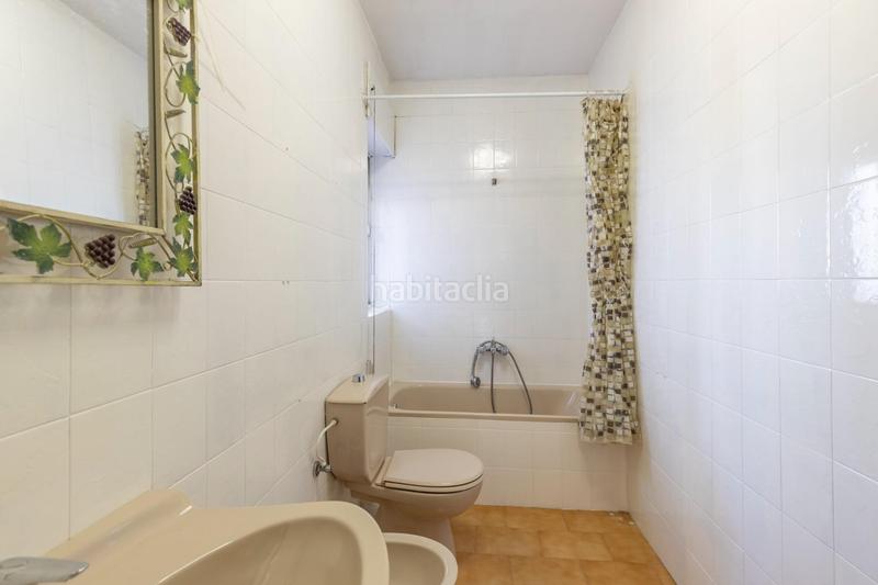 Foto f8d4d88b-eb73-474f-8aa5-a339e3195898. Semi detached house with parking in San Miguel Armilla