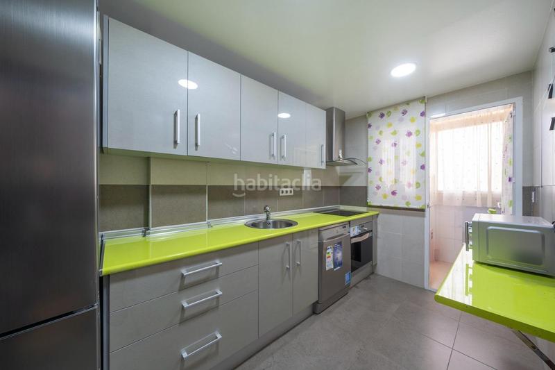 Foto e2b29fbd-10cf-40c0-82a7-74eb758b04ea. Casa adosada casa con piscina comunitaria en Otura