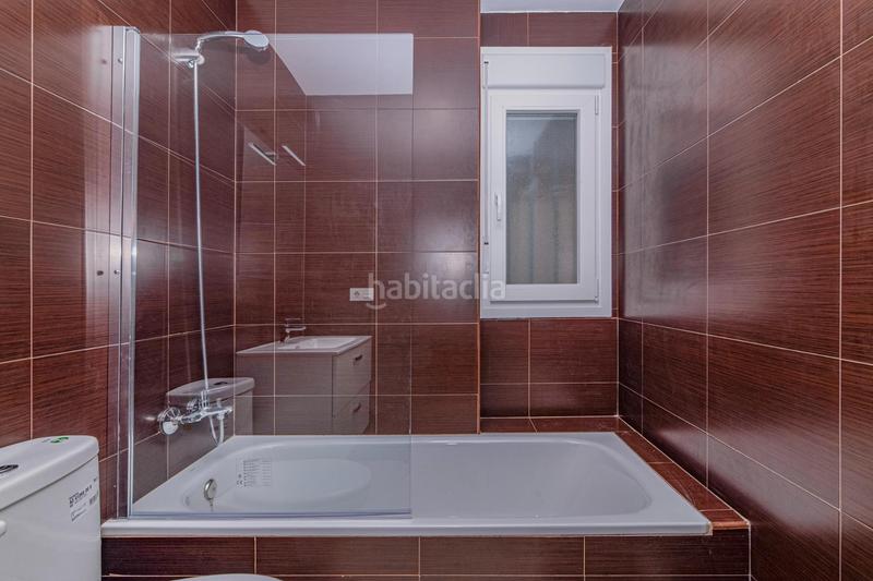 Foto 53196a26-b7b8-44b3-b7e9-6898d0dd1259. Location appartement avec chauffage parking piscine dans Gabias (Las)