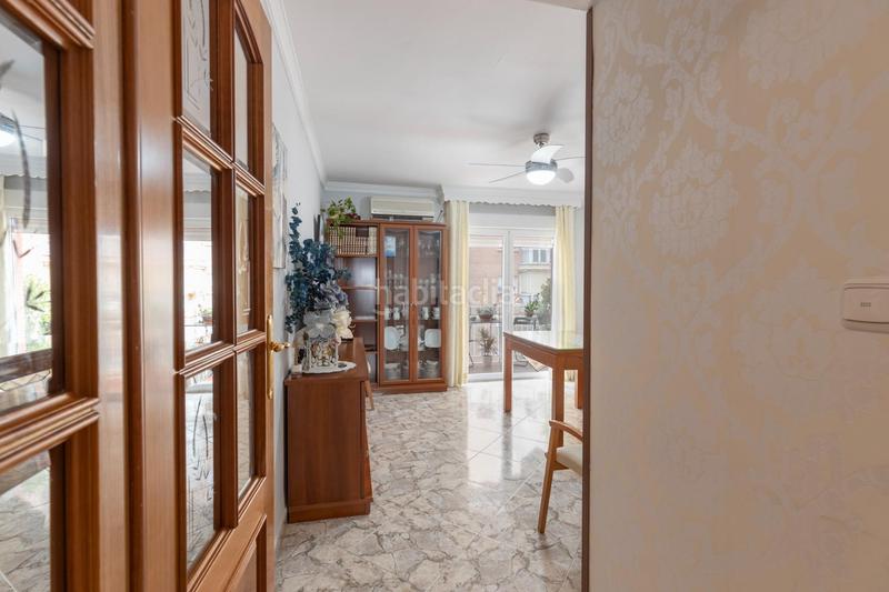 Foto ad865b31-459e-4815-99ec-b6c27e972d3d. Piso magnifico piso de tres habitaciones en una quinta planta con terraza, junto a universidades!!!!!! en Granada