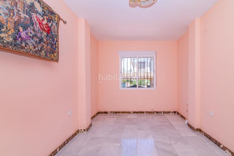 Foto 45b868e1-d8b1-42cf-aa75-fa57928f139f. Chalet dans Barrio de la Vega Monachil