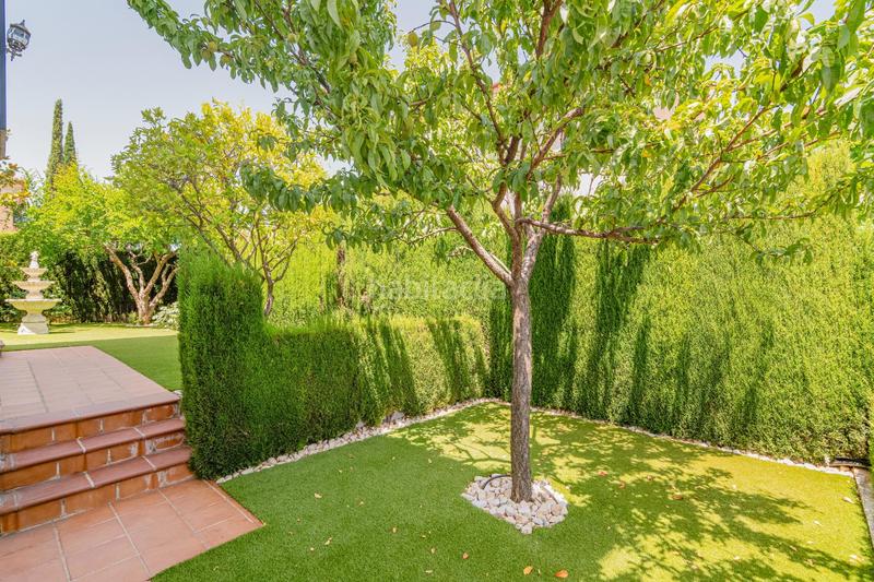 Foto e9c24a04-effe-4b3d-8dd6-fc37a446e763. Chalet dans Barrio de la Vega Monachil