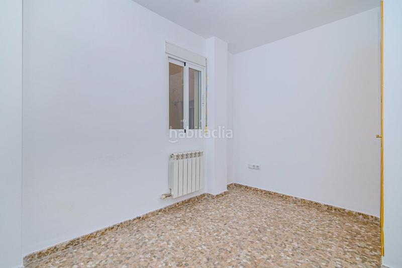 Foto 4c40d75e-2340-4882-8837-574f970ad389. Piso oportunidad en las gabias! piso muy céntrico, soleado y con plaza de garaje incluido en Gabias (Las)