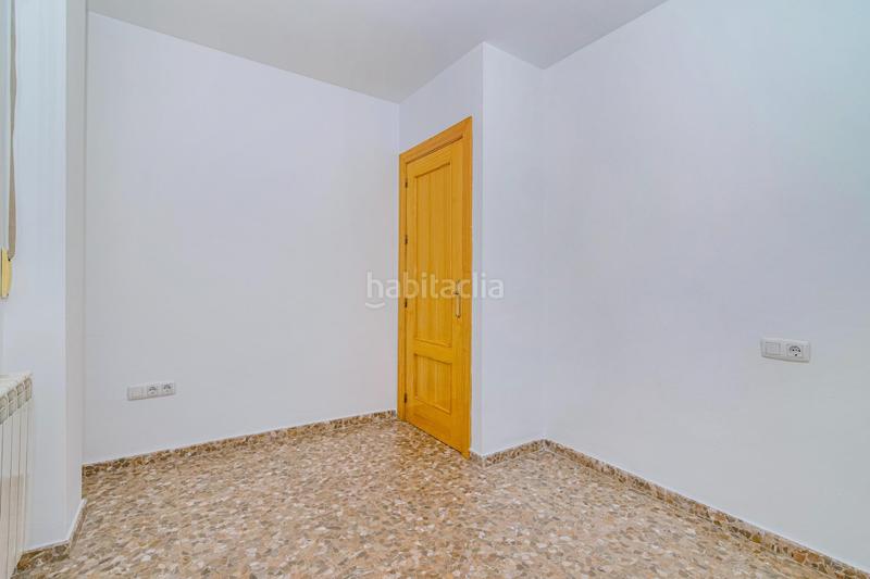 Foto 7df0ac35-b9c7-41c4-8336-d7b4be50761b. Piso oportunidad en las gabias! piso muy céntrico, soleado y con plaza de garaje incluido en Gabias (Las)
