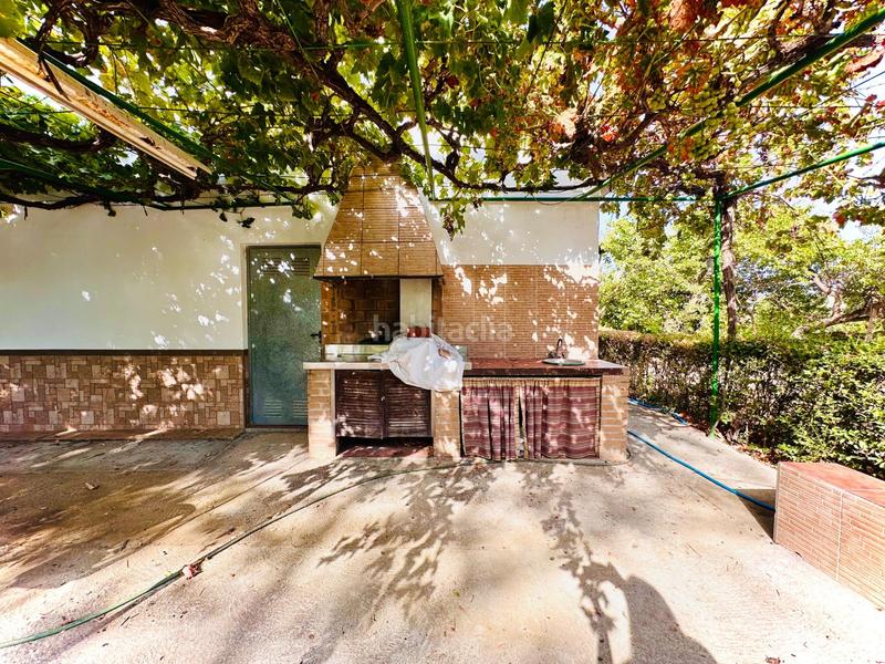 Foto f8083f5e-0f22-41b4-8497-729c1beaa751. Masía cortijo en Loja