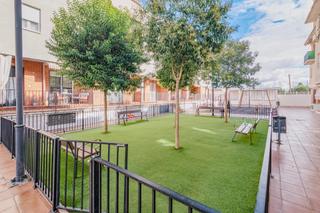 Dúplex  Calle del alcalde enrique muñoz arévalo. Estupendo duplex en recinto privado con piscina y zonas comunes