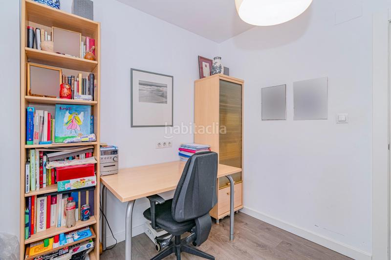 Foto aa4b1fe0-372b-4f62-b597-c7055bcd2db2. Appartement avec parking dans Joaquina Eguaras Granada