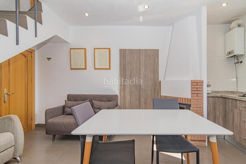 Foto 3a172550-b57b-4989-a433-bc414f48d866. Casa pareada espectacular casa totalmente reformada en Quéntar