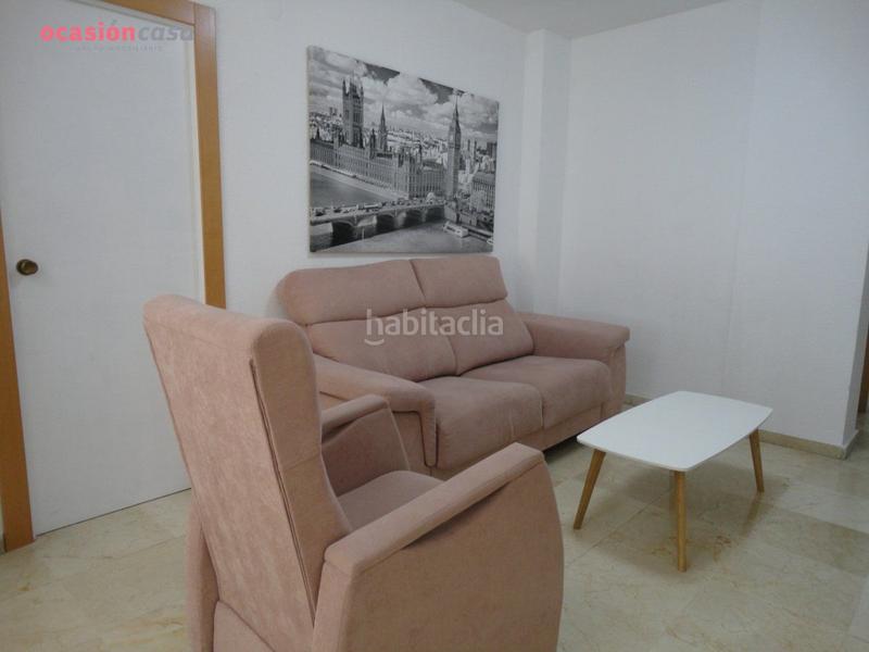 Foto d6059c9b-1239-494e-97b9-e0de7af5c740. Flat with heating in Camino de Ronda Granada