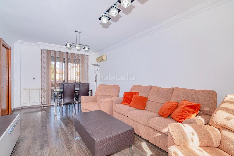 Foto d8f473fd-d443-4e6e-b64d-54eb3d49eea2. Xalet amb calefacció aparcament a Ogíjares