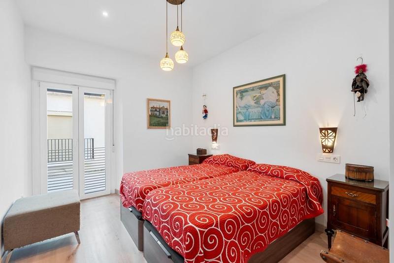 Foto b98cdf78-0435-4a79-ba40-7288a550dd49. Maison jumelée avec parking piscine dans Rosaleda - Juventud Granada