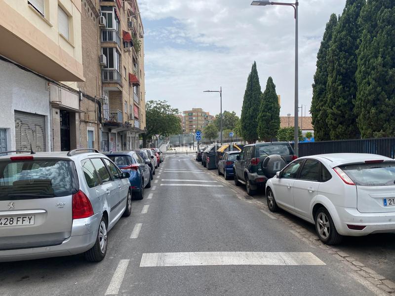 Foto 860a419b-18bf-4a79-ae4a-d286fe135414. Autoparkplatz in Pajaritos Granada