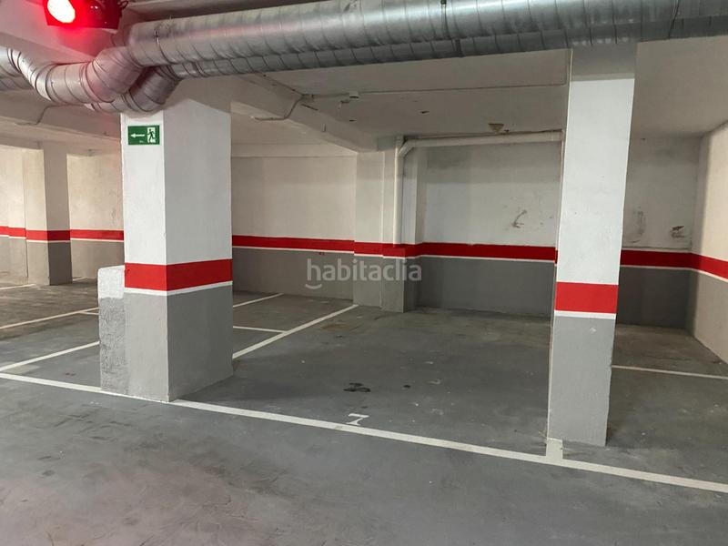 Foto 20e1af0f-3a20-4b6a-a92c-6107772f4ce2. Parking voiture dans Pajaritos Granada