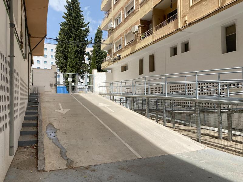 Foto 804be31c-f255-43b9-b315-72965492b158. Parking voiture dans Pajaritos Granada