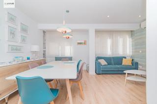 Rent Flat  Calle pedro antonio de alarcon. Gran piso para alquiler  en pleno centro de granada, con unas ca