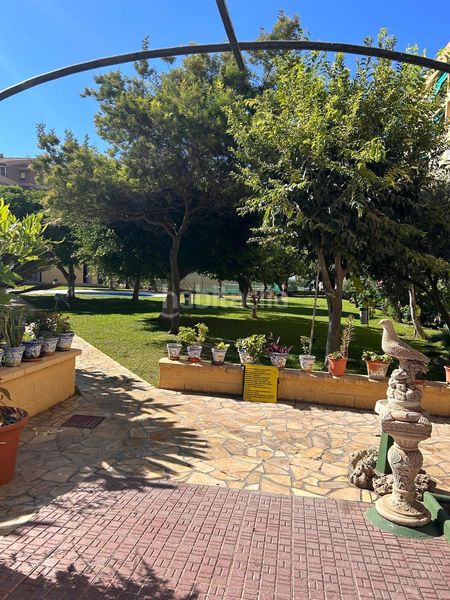 Foto 4f782bbd-5e0a-4907-849c-c5802e77eb9c. Pis amb piscina a Salobreña costa Salobreña