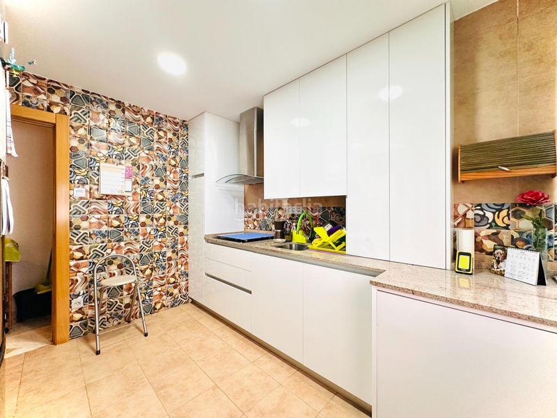 Foto 9b85add6-47b4-4bf2-923a-4fb7c3689a4b. Pis amb aparcament a Centro - Sagrario Granada