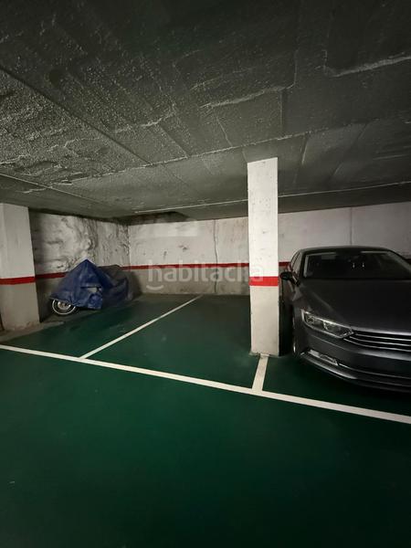 Foto a8e34c80-82c3-4481-95e8-e787dfe85dab. Aparcament cotxe a Centre Santa Coloma de Gramenet