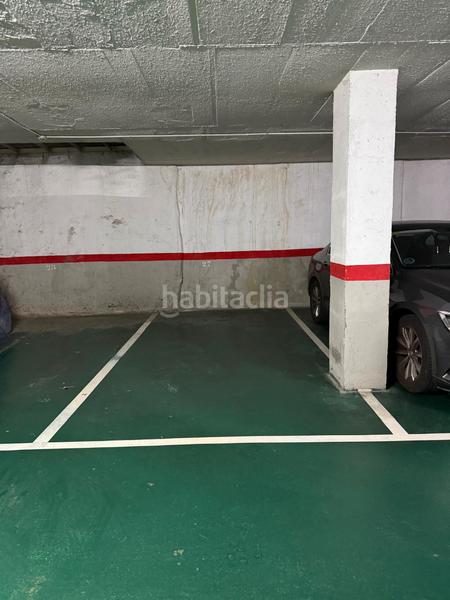 Foto ca6973a3-fd3a-4e7a-bcfa-e02d524f3800. Aparcament cotxe a Centre Santa Coloma de Gramenet