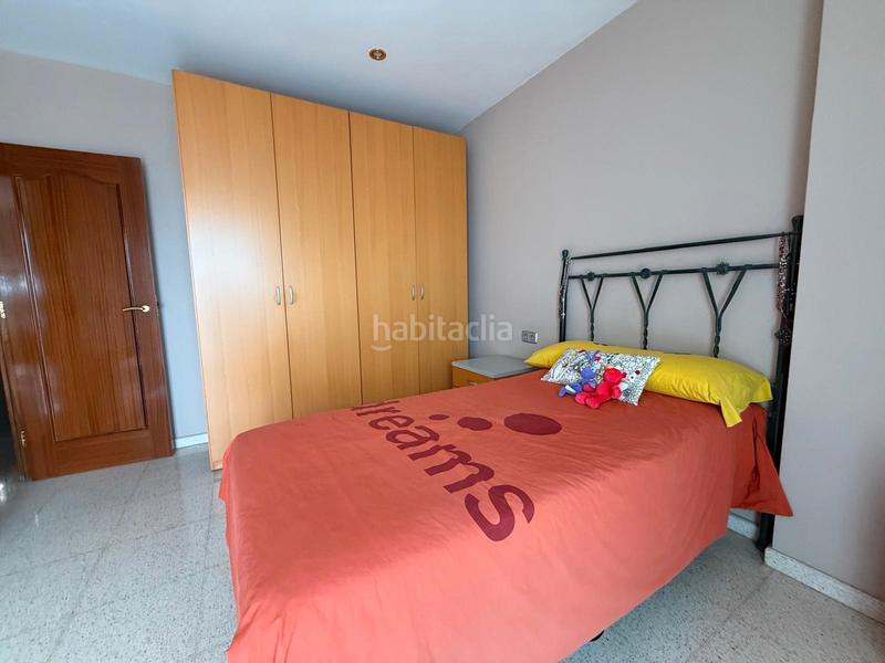 Foto 232a21ac-5313-4d9d-95ae-871722e3aa94. Casa espectacular casa de 4 plantas con garaje, buhardilla y terrazas en Santa Coloma de Gramenet