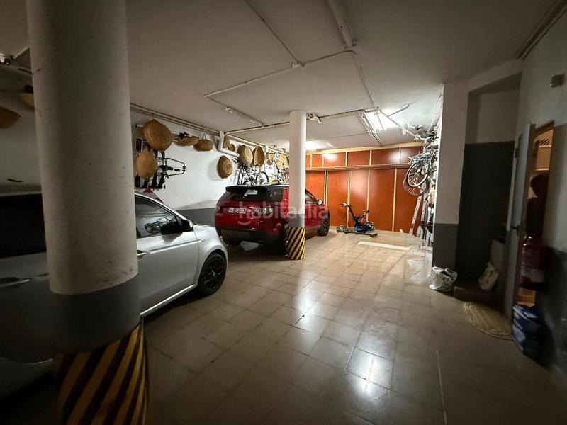 Foto c480d01d-58fc-49d8-ad67-55be878cfd38. Casa espectacular casa de 4 plantas con garaje, buhardilla y terrazas en Santa Coloma de Gramenet