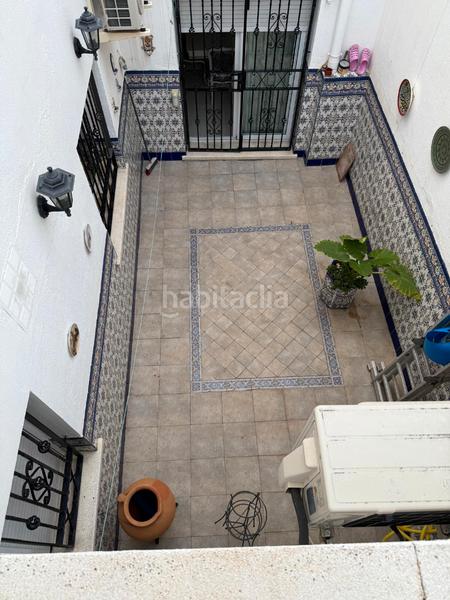 Foto c4fbbcf4-b1e8-49ac-b13b-18919010fa83. Casa espectacular casa de 4 plantas con garaje, buhardilla y terrazas en Santa Coloma de Gramenet