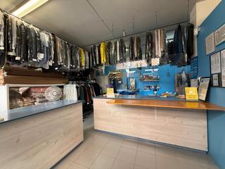 Business premise in Carrer d'En Singuerlin