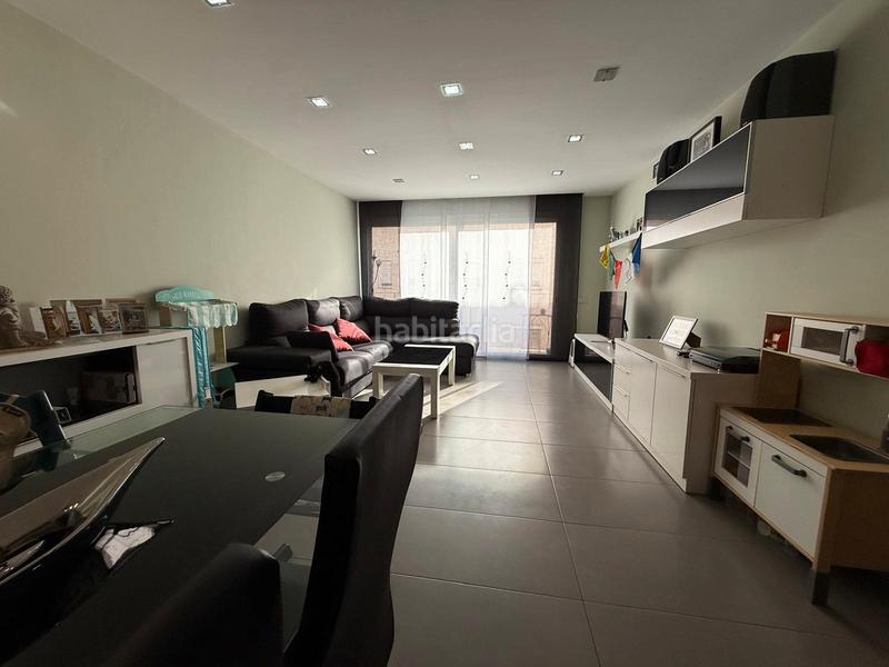 Foto b4522030-62e8-427d-a255-babd83ec9ab7. Appartement dans plaça de l'esglèsia 5 dans Centre Santa Coloma de Gramenet