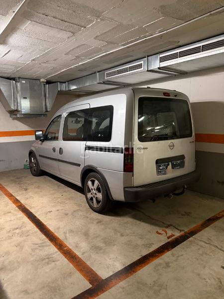 Foto fdf858a6-8166-4520-ac24-569a0fc5058f. Piso en plaça de l'esglèsia 5 en Centre Santa Coloma de Gramenet