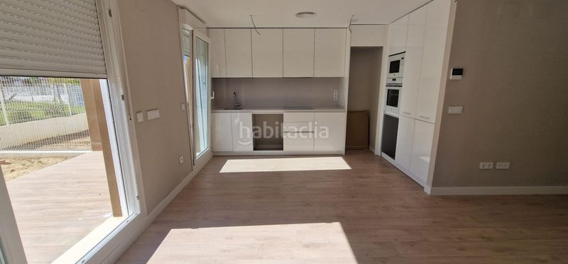 Foto 80966e39-5112-41b5-9a9b-b28bb2b5f113. Location maison jumelée avec piscine dans Las Pajanosas Guillena