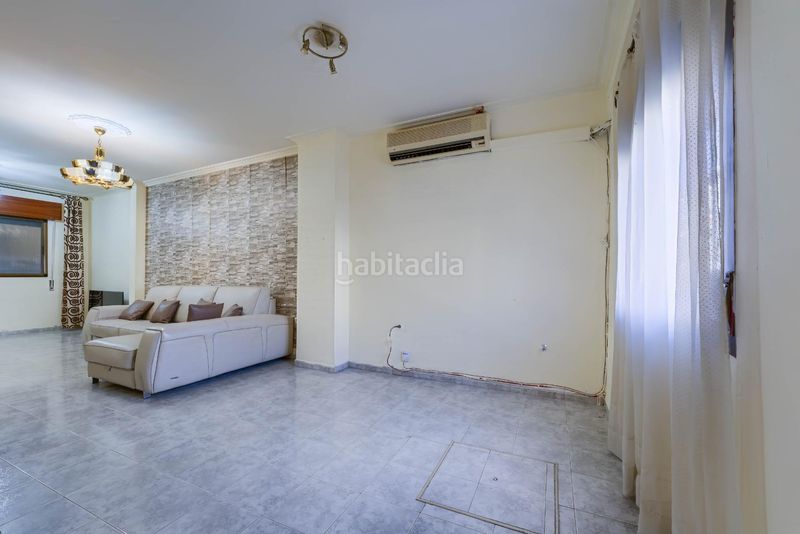 Foto d01d7fed-f788-47e5-9810-2535efa49d99. Casa a El Cerro Sevilla