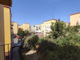 Location Appartement à El Plantinar - Avda. La Paz - El Juncal. Ideal para estudiantes! piso de 3 habitaciones con terraza en la