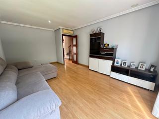 Etagenwohnung en Andjar. Ronda san pedro