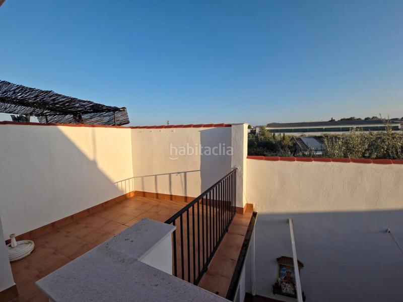 Foto 17b6484b-96d0-4577-a70f-82235e407510. Casa amb aparcament a Marmolejo