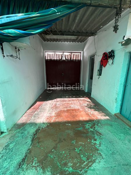 Foto dfb7db53-aa1c-4d5c-866a-8fd01dbab5a7. Casa amb aparcament a Andújar