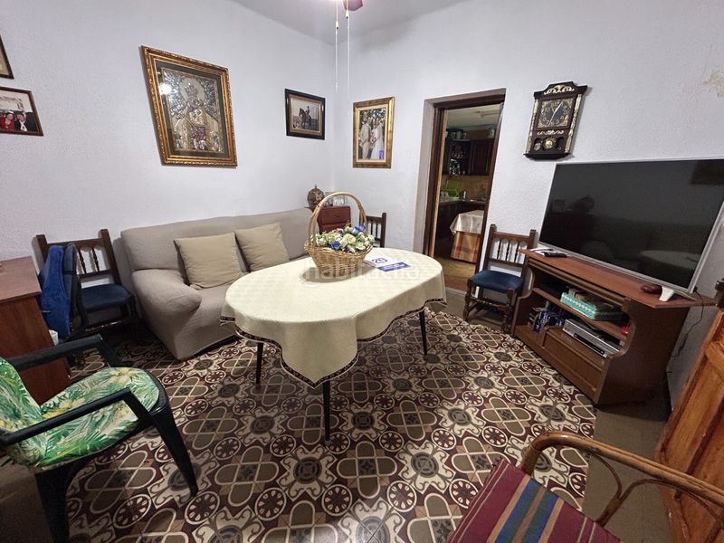 Foto ed2ff469-3646-4d57-a7cd-b533925429c0. Casa amb aparcament a Andújar