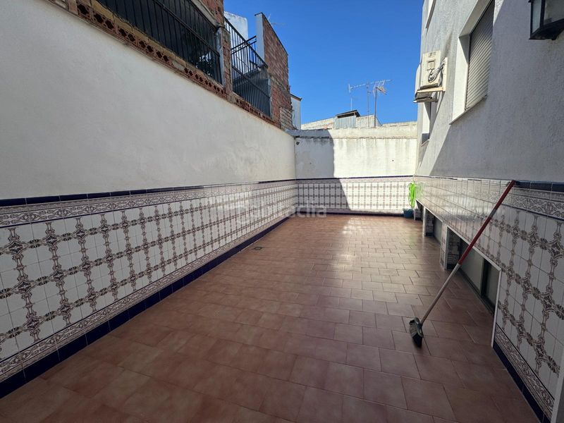Foto 1d301015-7c50-43b4-9d38-8cc109e6c820. Maison avec cheminée parking dans Andújar
