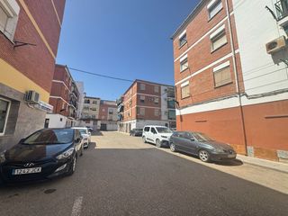 Flat  Calle quevedo. Zona emperadores