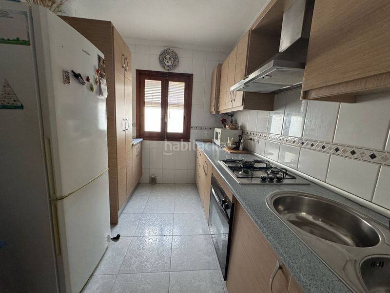 Foto aef6b4a4-b0d1-4988-9647-928fbe2da141. Pis amb aparcament a Andújar
