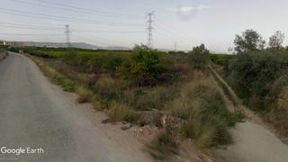 Finca rústica a Catadau. Huerto de regadío, opción caseta de aperos