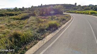 Finca rústica a Turís. Huerta para recreo cerca de la población