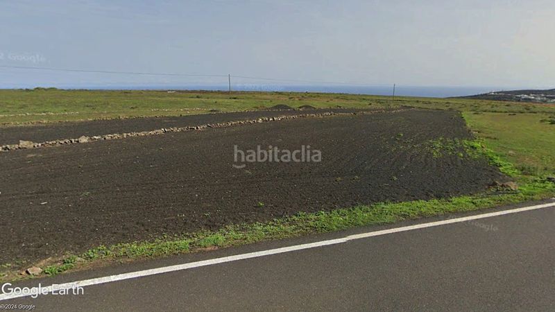 Foto 1b5acdce-188f-45fa-b681-ad8ad2030633. Finca rústica a Haría pueblo Haría