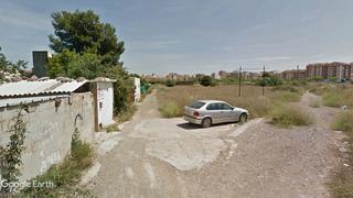 Terrain résidentiel à Estadio Castalia. Parcela de regadío con vivienda familiar aislada.