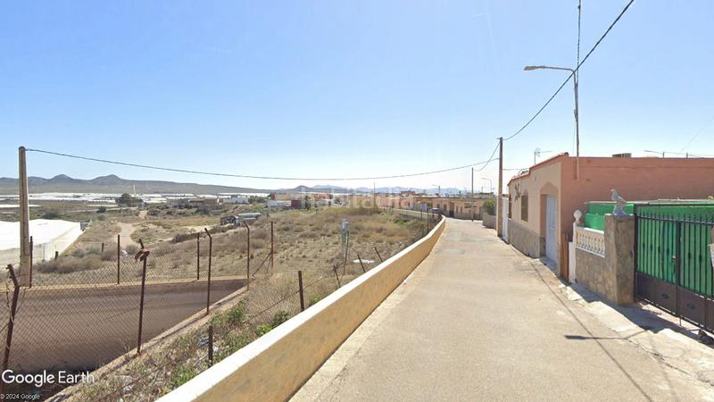 Foto 2b7e430d-e553-46c9-a2c5-5d3653e722b9. Wohngrundstück in calle real del viso 15 in San Isidro - Campohermoso Níjar