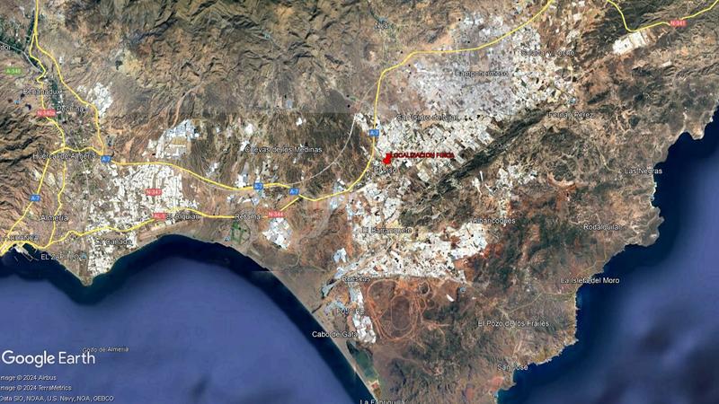 Foto c15aa65f-a328-4558-994e-0e1a7f92b70f. Wohngrundstück in calle real del viso 15 in San Isidro - Campohermoso Níjar