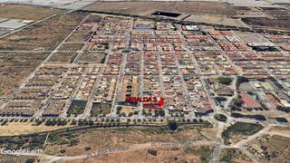 Terreny residencial a Santa María del Águila. Solar con edificación en santa maría del águila