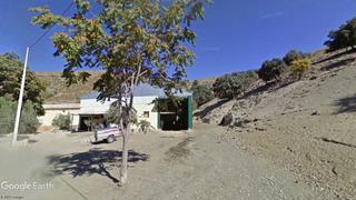 Finca rústica a Vélez - Rubio. Finca con explotación ganadera, vivienda, labor regadío y almend