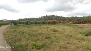 Finca rústica a Llombai. Terreno con posibilidad de riego y caseta de aperos