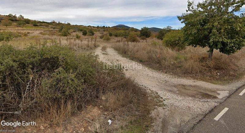 Foto c9bd21c2-6363-422e-9cad-0e4858bc7f6f. Finca rústica viñedo abandonado, parcela para recreo en Covarrubias
