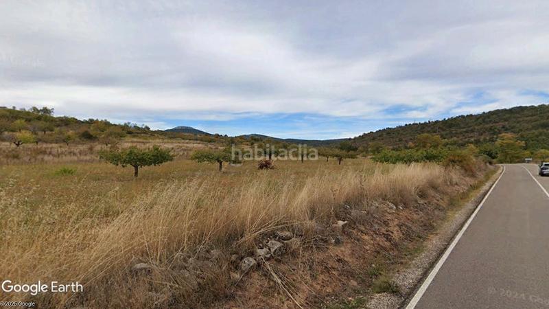Foto d8a708d8-b9e1-404b-ac4c-47a6b22bb255. Finca rústica viñedo abandonado, parcela para recreo en Covarrubias